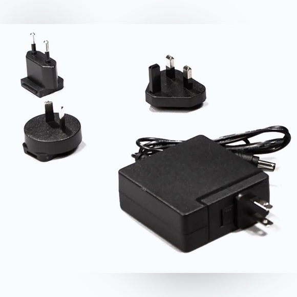 NEW [Theragun] Theragun World Travel Charger Set of 4 AC Plugs, Sealed Box - Picture 4 of 12